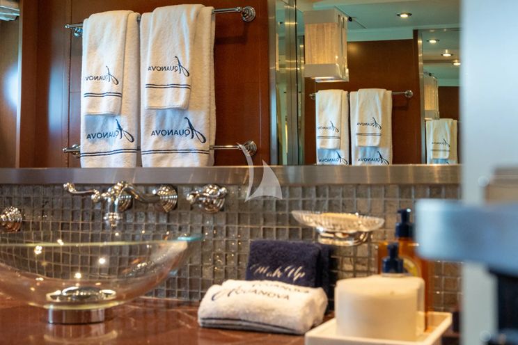Charter Yacht AQUANOVA - Palmer Johnson 150 - 5 Cabins - Nassau - Exumas - Bahamas