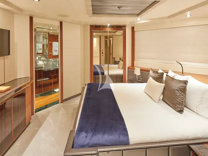 AQUANOVA Palmer Johnson 150 - VIP cabin 2 AQUANOVA Palmer Johnson 150 - VIP cabin 2