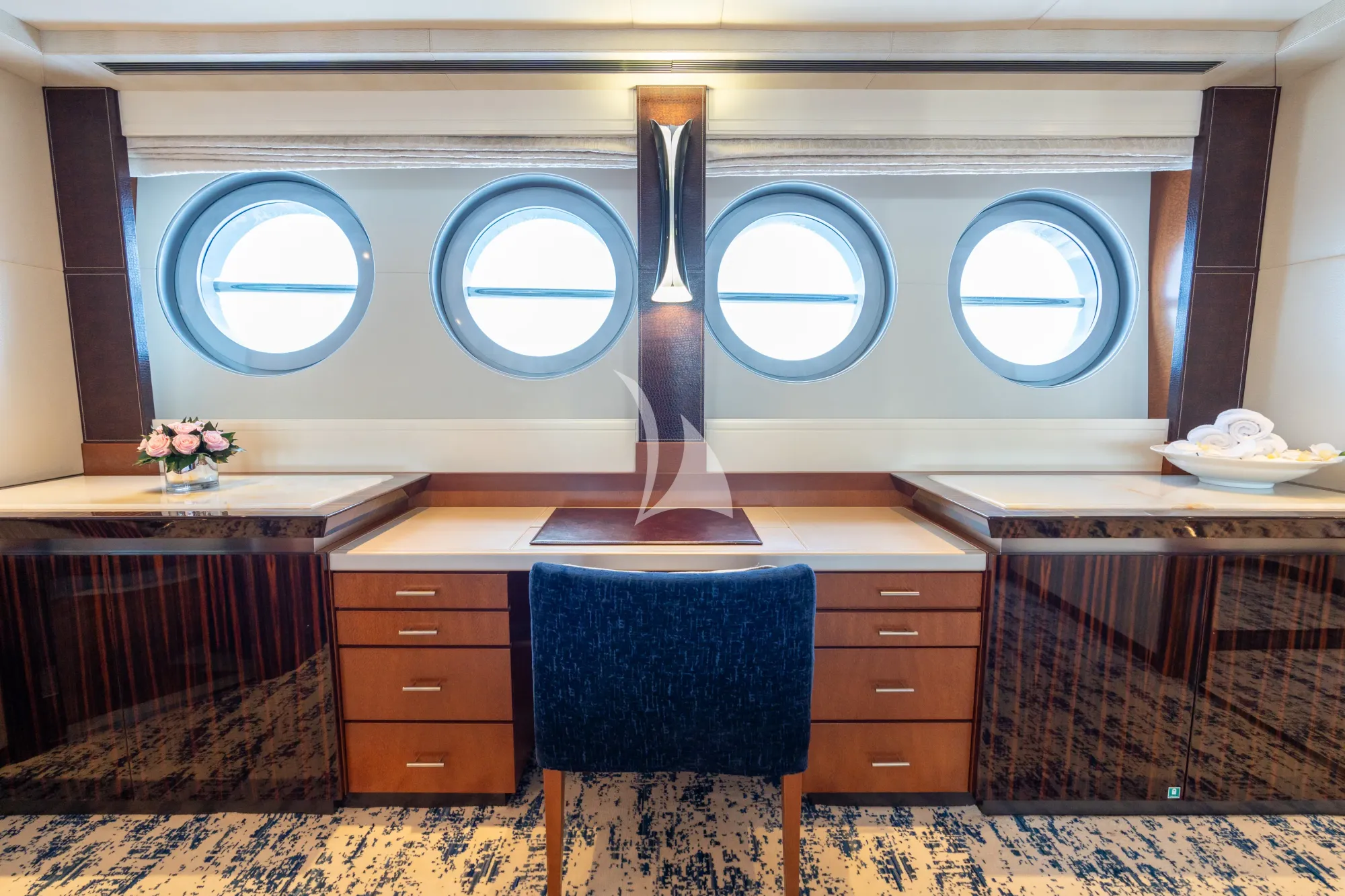 Charter Yacht AQUANOVA - Palmer Johnson 150 - 5 Cabins - Nassau - Exumas - Bahamas