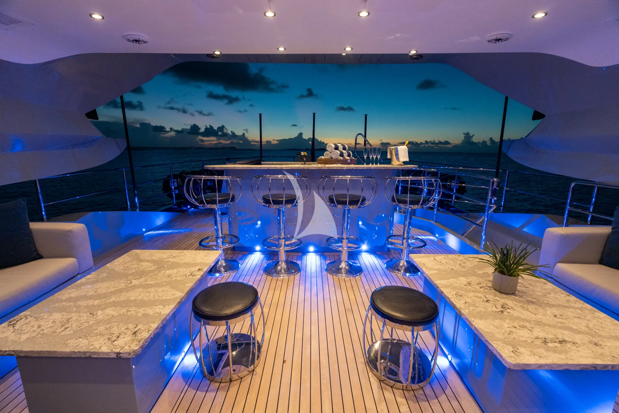 Charter Yacht AQUANOVA - Palmer Johnson 150 - 5 Cabins - Nassau - Exumas - Bahamas