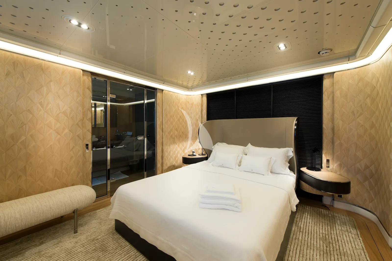 AQUARIUS Mengi Yay Yacht 45m - VIP cabin 2