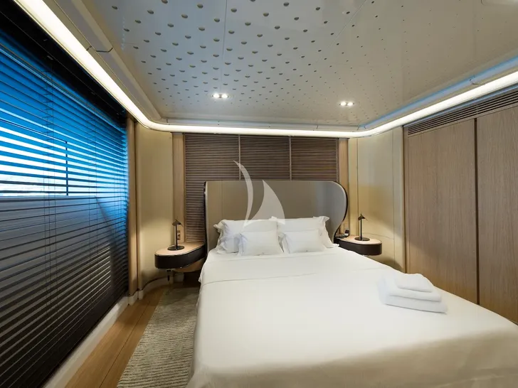 AQUARIUS Mengi Yay Yacht 45m - VIP cabin 3 AQUARIUS Mengi Yay Yacht 45m - VIP cabin 3