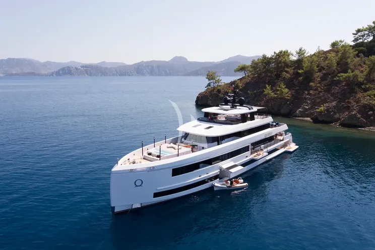 Charter Yacht AQUARIUS - Mengi Yay Yacht 45m - 5 Cabins - Athens - Mykonos - Paros - Cyclades - Greece