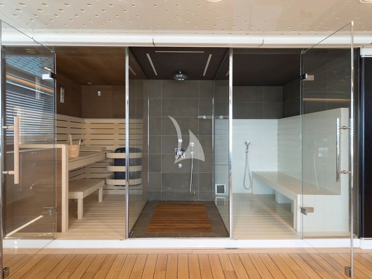 AQUARIUS Mengi Yay Yacht 45m - upper deck spa with sauna and steam room AQUARIUS Mengi Yay Yacht 45m - upper deck spa with sauna and steam room