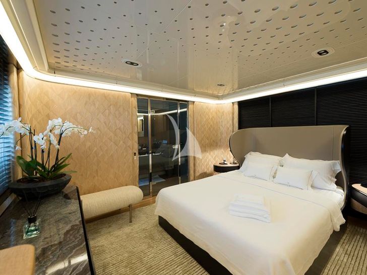 AQUARIUS Mengi Yay Yacht 45m - VIP cabin 2 AQUARIUS Mengi Yay Yacht 45m - VIP cabin 2