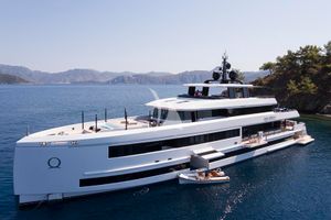 AQUARIUS - Mengi Yay Yacht 45m - 5 Cabins - Athens - Mykonos - Paros - Cyclades - Greece AQUARIUS - Mengi Yay Yacht 45m - 5 Cabins - Athens - Mykonos - Paros - Cyclades - Greece