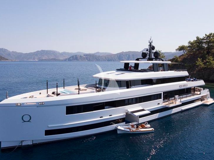 AQUARIUS Mengi Yay Yacht 45m - main profile AQUARIUS Mengi Yay Yacht 45m - main profile