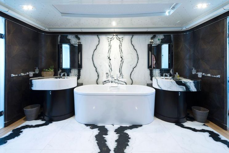 Charter Yacht AQUARIUS - Mengi Yay Yacht 45m - 5 Cabins - Athens - Mykonos - Paros - Cyclades - Greece