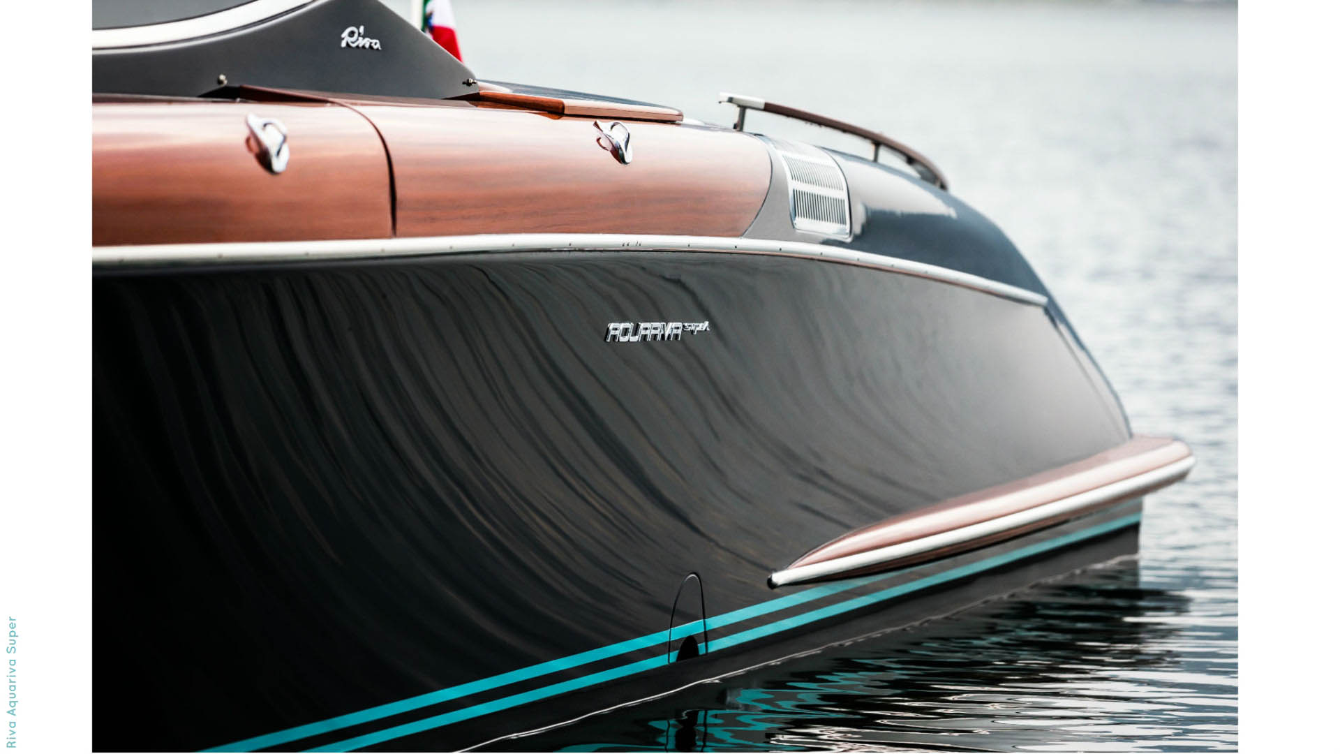 Charter Yacht RIVA 33 AQUARIVA - St Tropez Day Charter Yacht - Cannes - Monaco - French Riviera