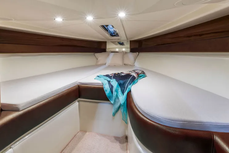 Charter Yacht RIVA 33 AQUARIVA - St Tropez Day Charter Yacht - Cannes - Monaco - French Riviera