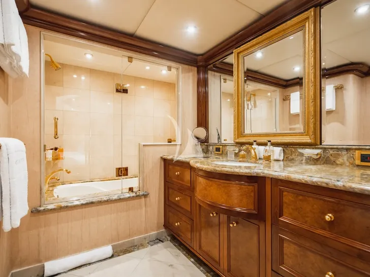 AQUASITION Trinity 142 - VIP cabin 1 bathroom AQUASITION Trinity 142 - VIP cabin 1 bathroom