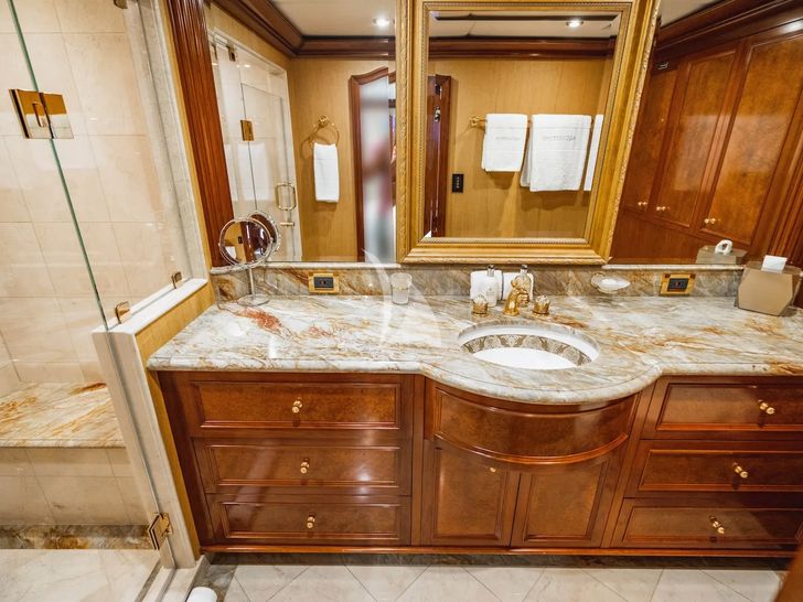 AQUASITION Trinity 142 - VIP cabin 2 bathroom AQUASITION Trinity 142 - VIP cabin 2 bathroom