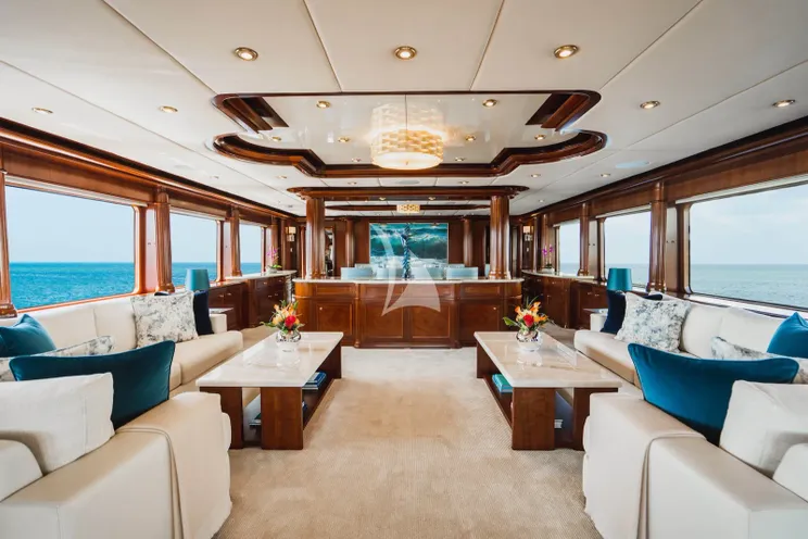 Charter Yacht AQUASITION - Trinity 142 - 5 Cabins - Cannes - Monaco - St Tropez - Nice - Antibes - French Riviera