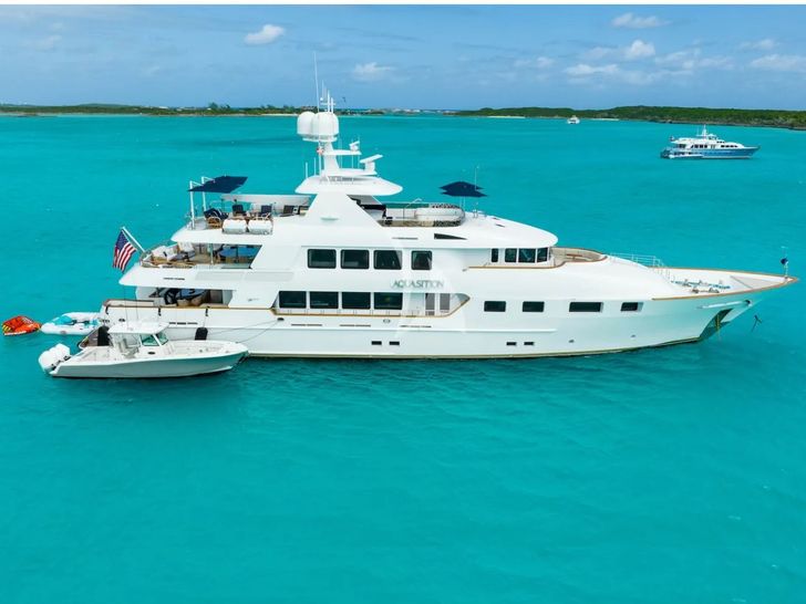 AQUASITION Trinity 142 - anchored AQUASITION Trinity 142 - anchored