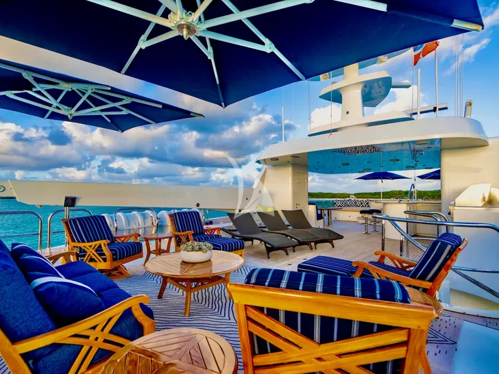 AQUASITION Trinity 142 - sundeck AQUASITION Trinity 142 - sundeck