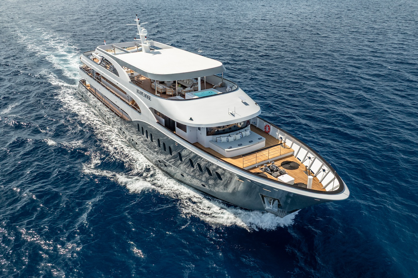 AGAPE ROSE Custom Yacht 48m - cruising across the waterline
