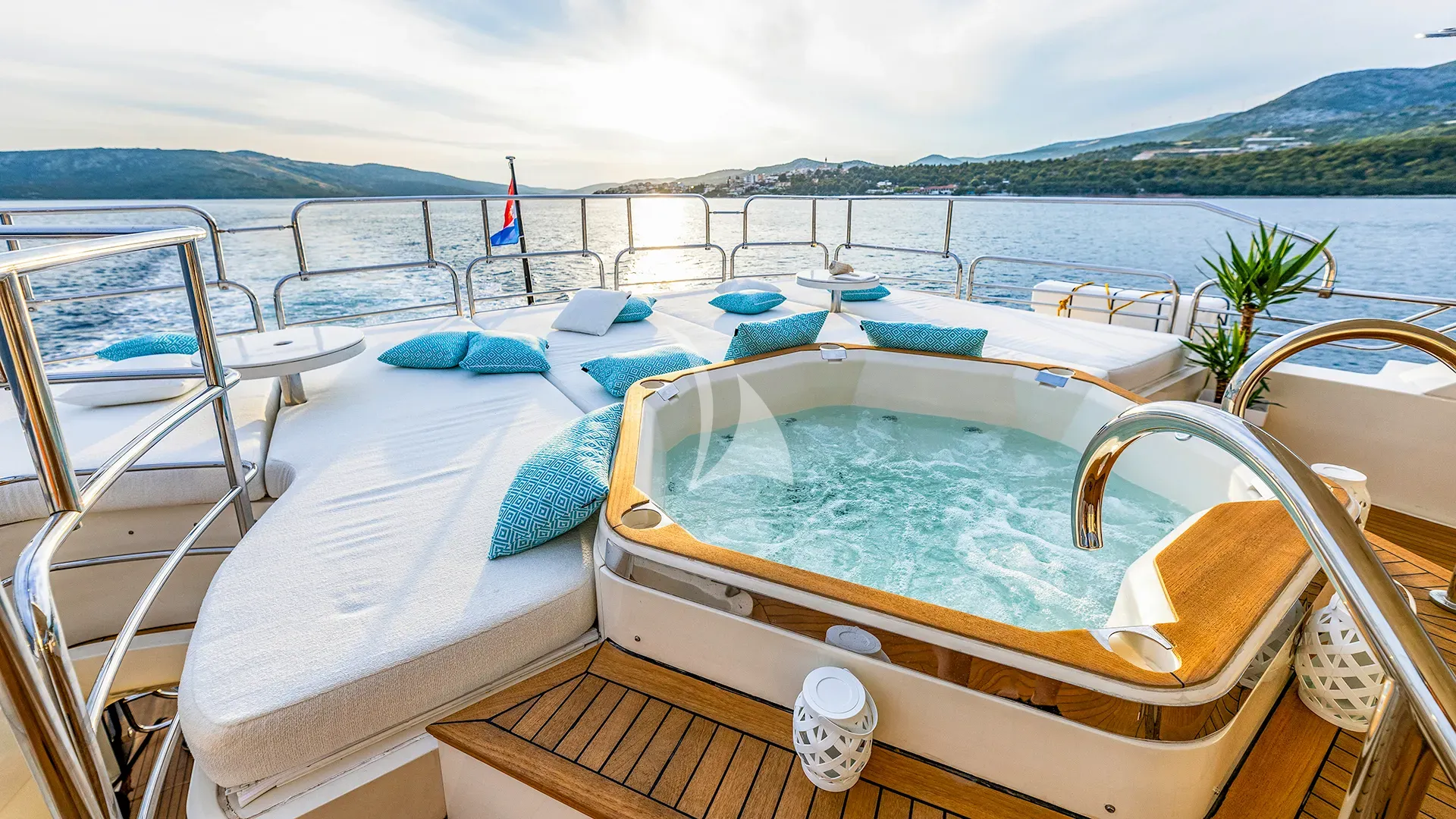 Charter Yacht ARAGO - Sunseeker 34m - 5 Cabins - Trogir - Split - Dubrovnik - Hvar - Croatia - Kotor - Montenegro