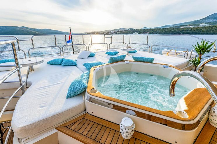 Charter Yacht ARAGO - Sunseeker 34m - 5 Cabins - Trogir - Split - Dubrovnik - Hvar - Croatia - Kotor - Montenegro
