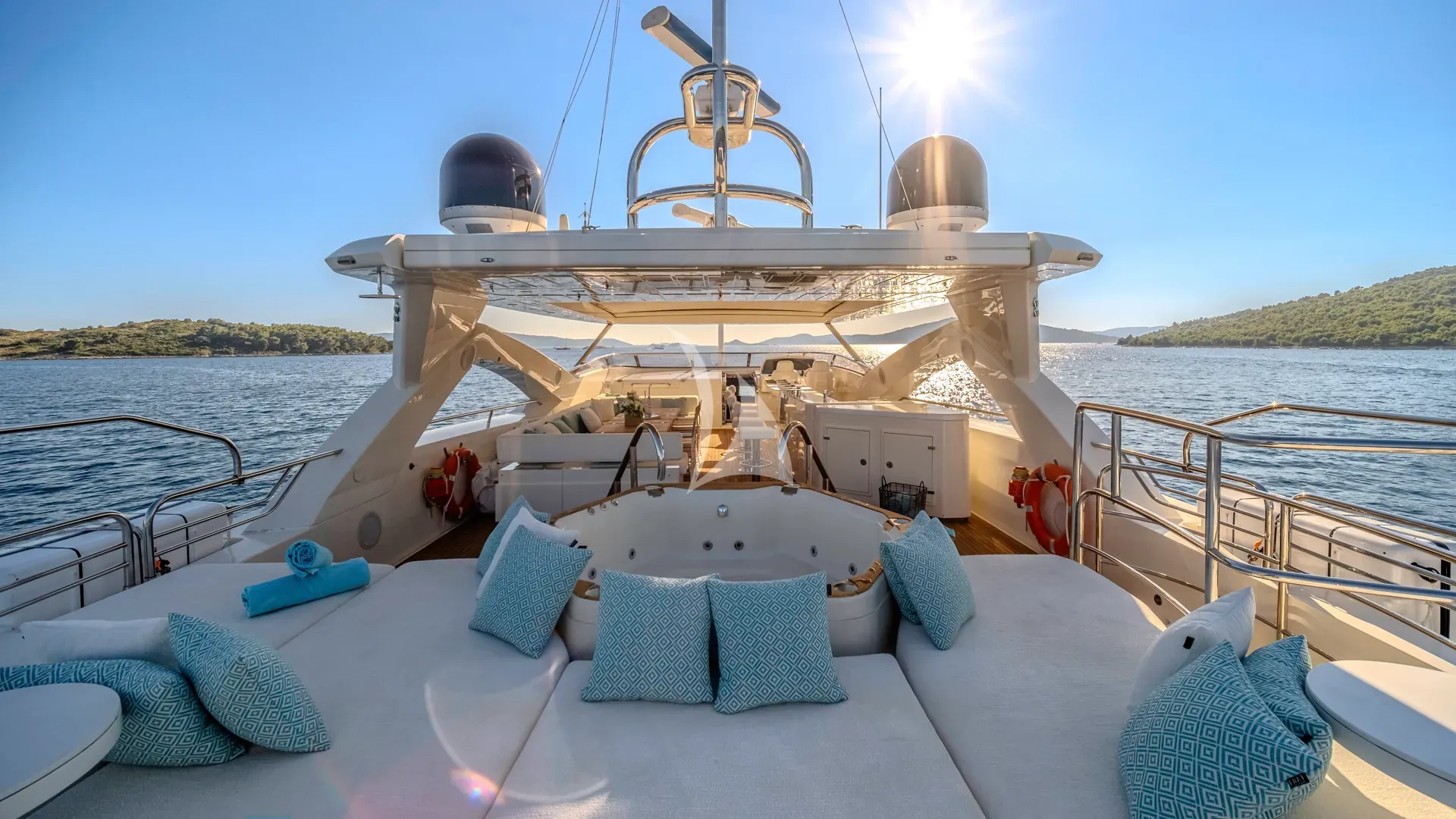 Charter Yacht ARAGO - Sunseeker 34m - 5 Cabins - Trogir - Split - Dubrovnik - Hvar - Croatia - Kotor - Montenegro