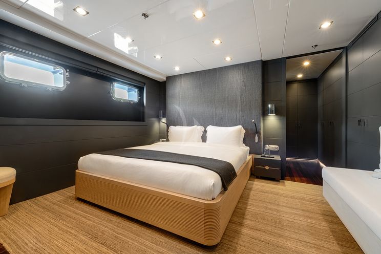 Charter Yacht ZIA - Ortona Navi 50m - 6 Cabins - Athens - Mykonos - Zakynthos