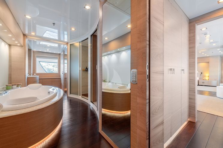 Charter Yacht ZIA - Ortona Navi 50m - 6 Cabins - Athens - Mykonos - Zakynthos