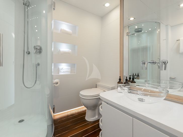 ZIA Ortona Navi 50m VIP Ensuite ZIA Ortona Navi 50m VIP Ensuite