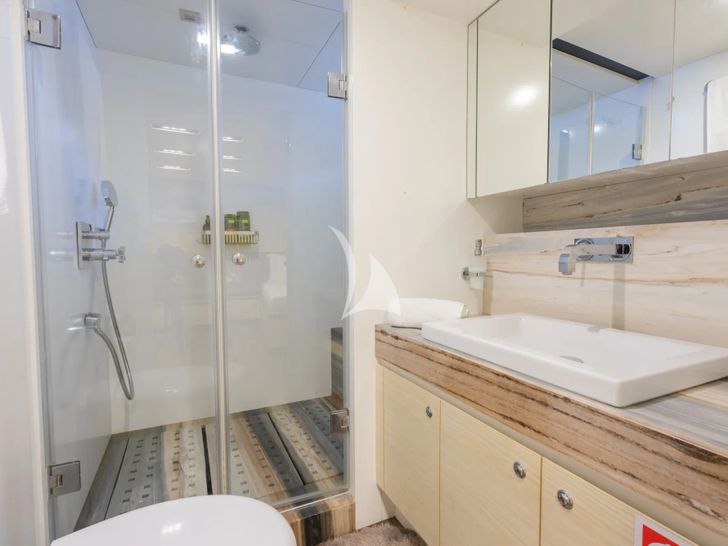 ARCHSEA HG Yachting 31m - single cabin bathroom ARCHSEA HG Yachting 31m - single cabin bathroom