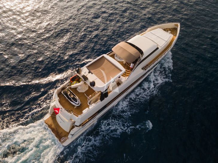 ARCHSEA HG Yachting 31m - top aerial shot cruising ARCHSEA HG Yachting 31m - top aerial shot cruising