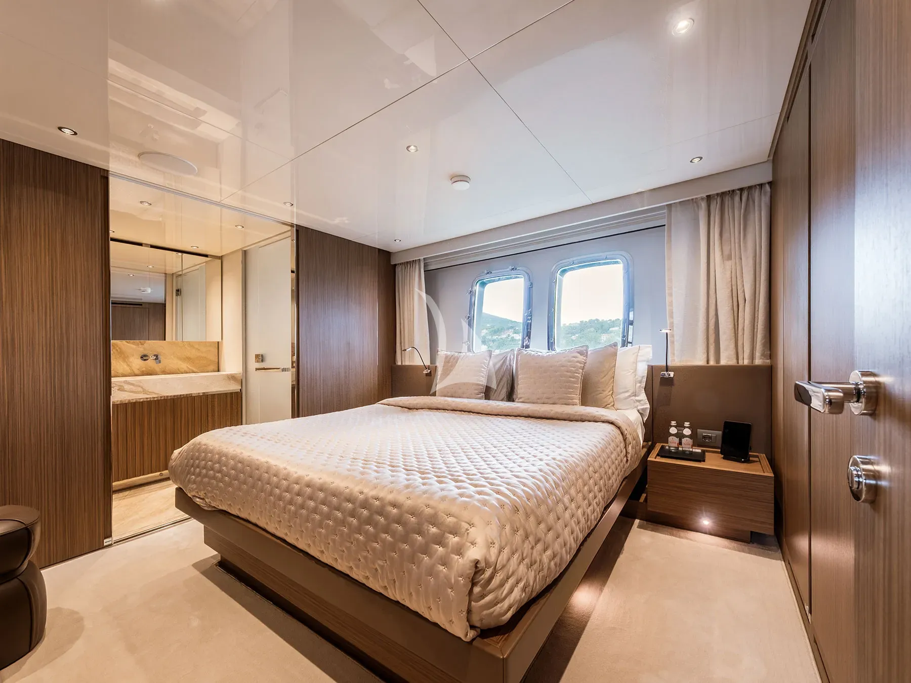 ARESYA Sanlorenzo SL120A - VIP cabin 1