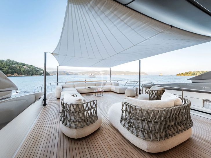 ARESYA Sanlorenzo SL120A - sundeck lounge ARESYA Sanlorenzo SL120A - sundeck lounge