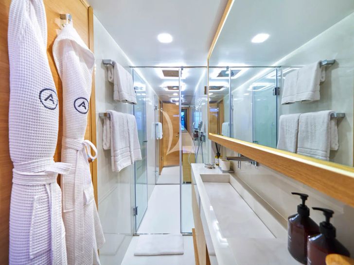 ARGO Custom 55m - master cabin bathroom ARGO Custom 55m - master cabin bathroom