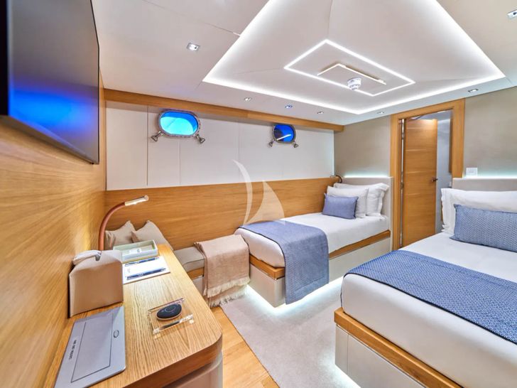 ARGO Custom 55m - twin cabin ARGO Custom 55m - twin cabin