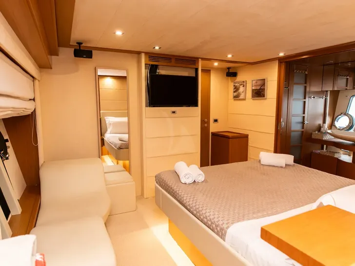 ARGO V Ferretti 780 - master cabin other angle ARGO V Ferretti 780 - master cabin other angle