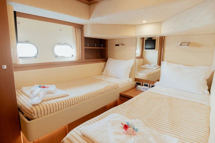 Charter Yacht ARGO V - Ferretti 780 - 4 Cabins - Athens - Mykonos- Paros - Cyclades - Aegean - Greece