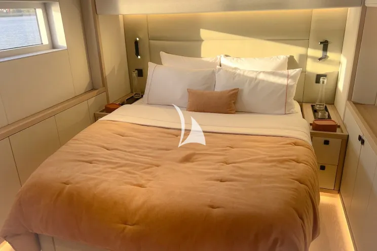 Charter Yacht ARKTOS - Lagoon Eighty 2 - 4 Cabins - Tahiti - French Polynesia