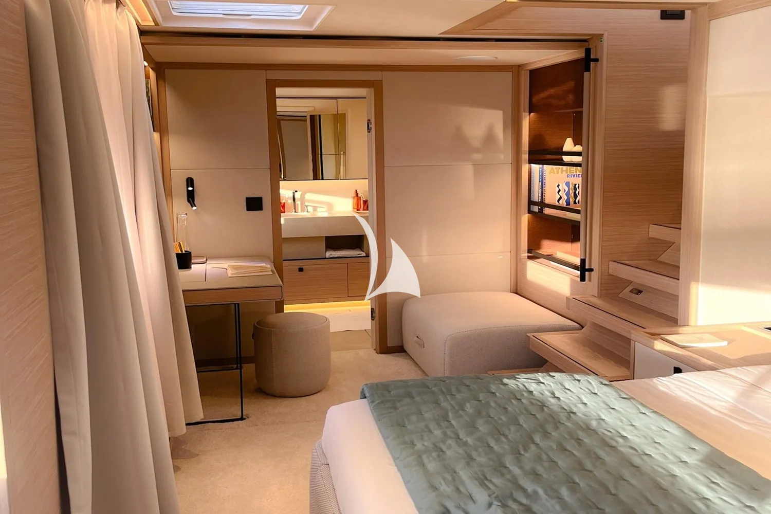 Charter Yacht ARKTOS - Lagoon Eighty 2 - 4 Cabins - Tahiti - French Polynesia