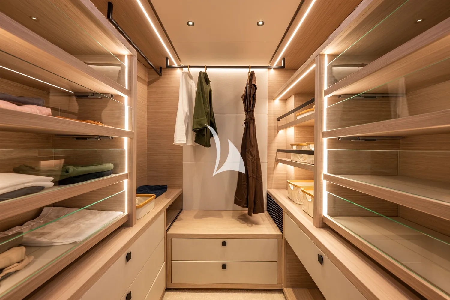 Charter Yacht ARKTOS - Lagoon Eighty 2 - 4 Cabins - Tahiti - French Polynesia