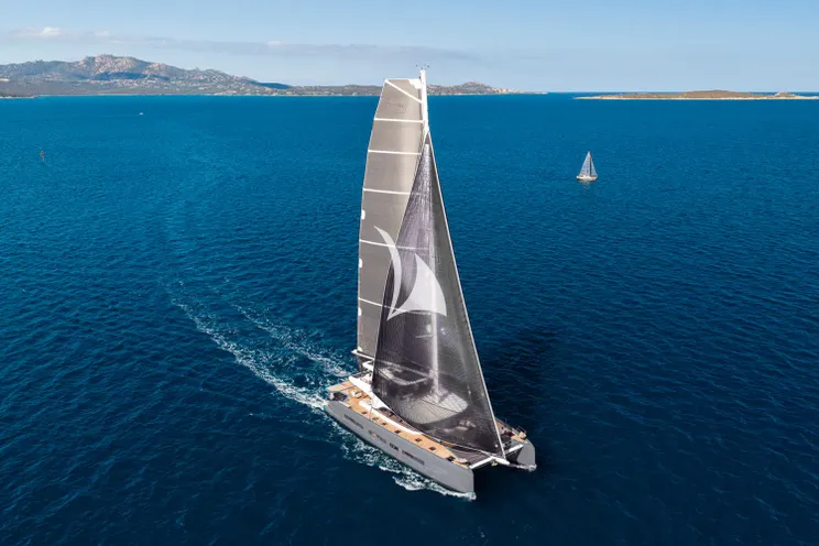 Charter Yacht ARKTOS - Lagoon Eighty 2 - 4 Cabins - Tahiti - French Polynesia