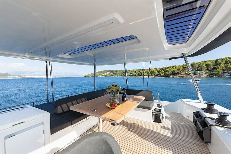 Charter Yacht ARTISAN - Lagoon 55 - 5 Cabins - Split - Dubrovnik - Hvar - Croatia