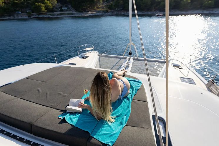 Charter Yacht ARTISAN - Lagoon 55 - 5 Cabins - Split - Dubrovnik - Hvar - Croatia
