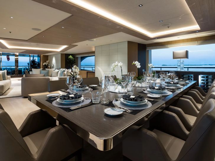 ARTISAN Benetti 63m - main deck dining area ARTISAN Benetti 63m - main deck dining area