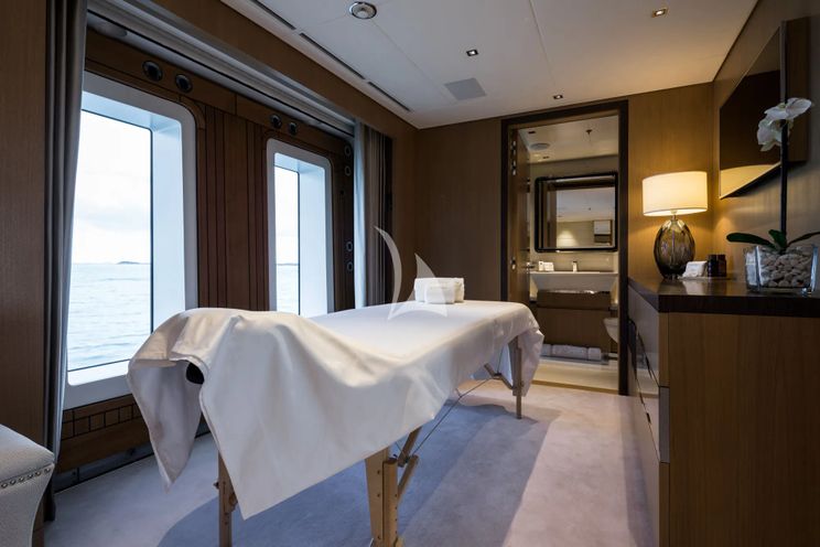 Charter Yacht ARTISAN - Benetti 63m - 7 Cabins - Athens - Mykonos - Paros - Cyclades - Greece