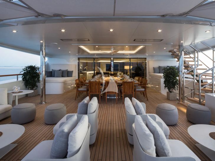 ARTISAN Benetti 63m - sky deck aft ARTISAN Benetti 63m - sky deck aft