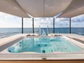 ARTISAN Benetti 63m - sky deck jacuzzi ARTISAN Benetti 63m - sky deck jacuzzi