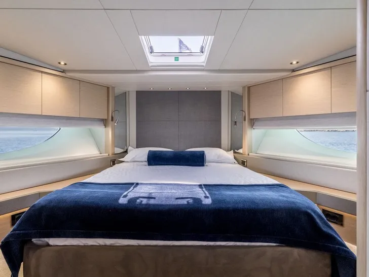 ASCEND Sunseeker 23m - VIP cabin 1 ASCEND Sunseeker 23m - VIP cabin 1