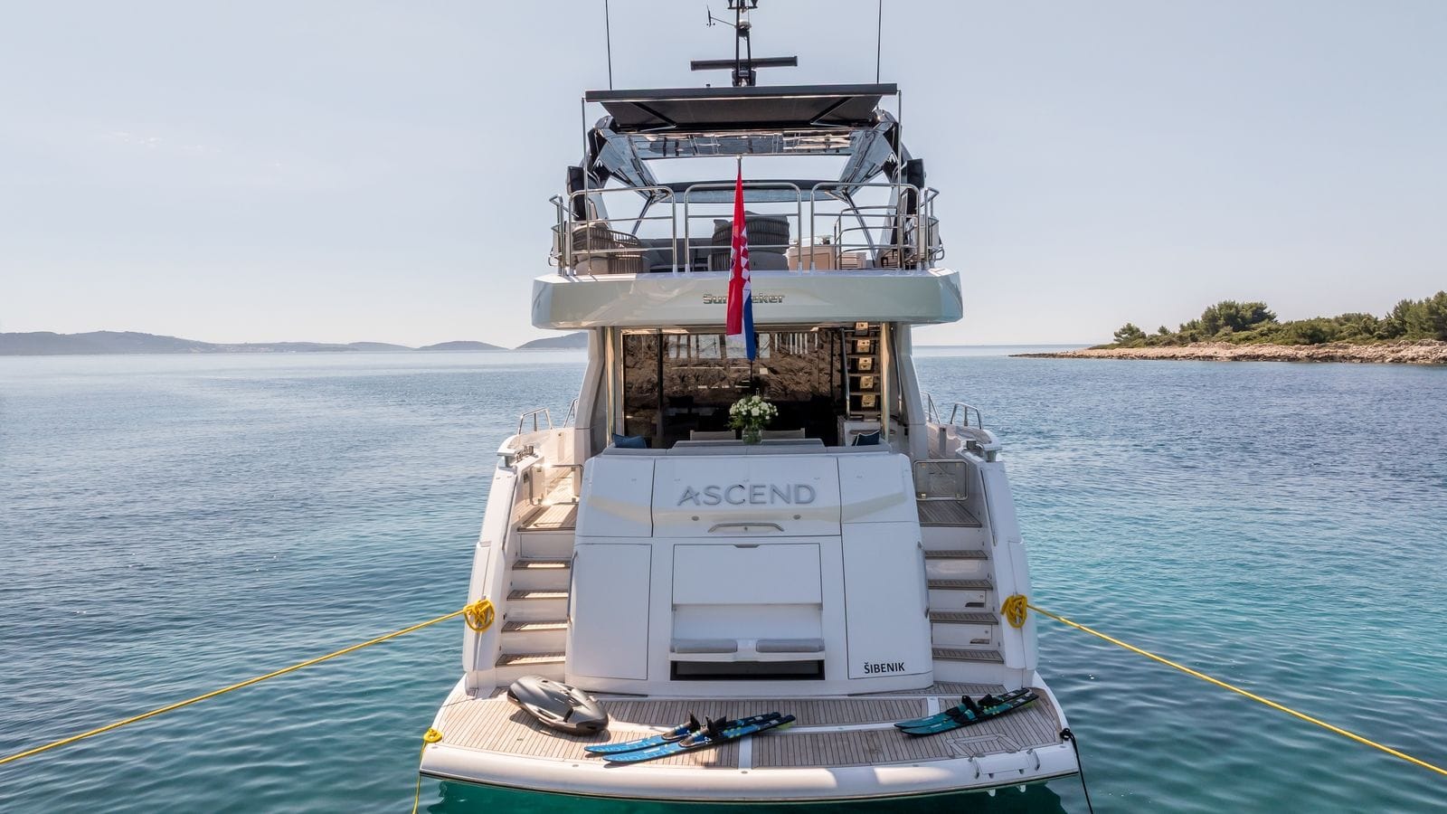 Charter Yacht ASCEND - Sunseeker 23m - 4 Cabins - Split - Dubrovnik - Hvar - Croatia