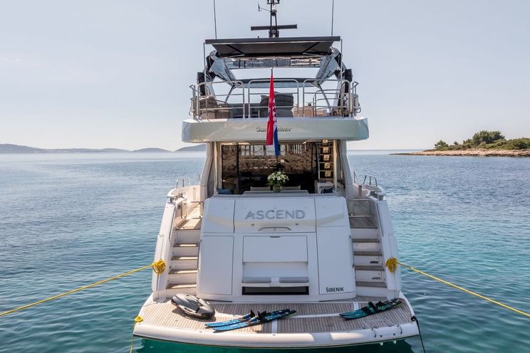 Charter Yacht ASCEND - Sunseeker 23m - 4 Cabins - Split - Dubrovnik - Hvar - Croatia