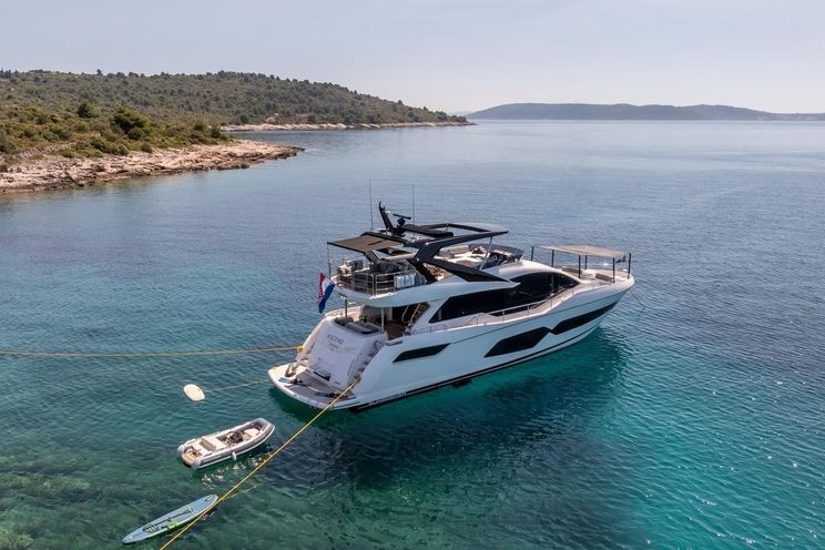 Charter Yacht ASCEND - Sunseeker 23m - 4 Cabins - Split - Dubrovnik - Hvar - Croatia