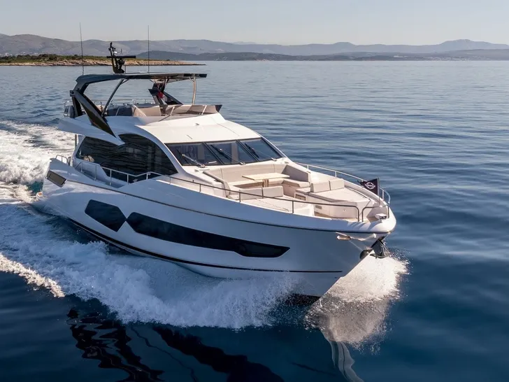 ASCEND Sunseeker 23m - cruising ASCEND Sunseeker 23m - cruising