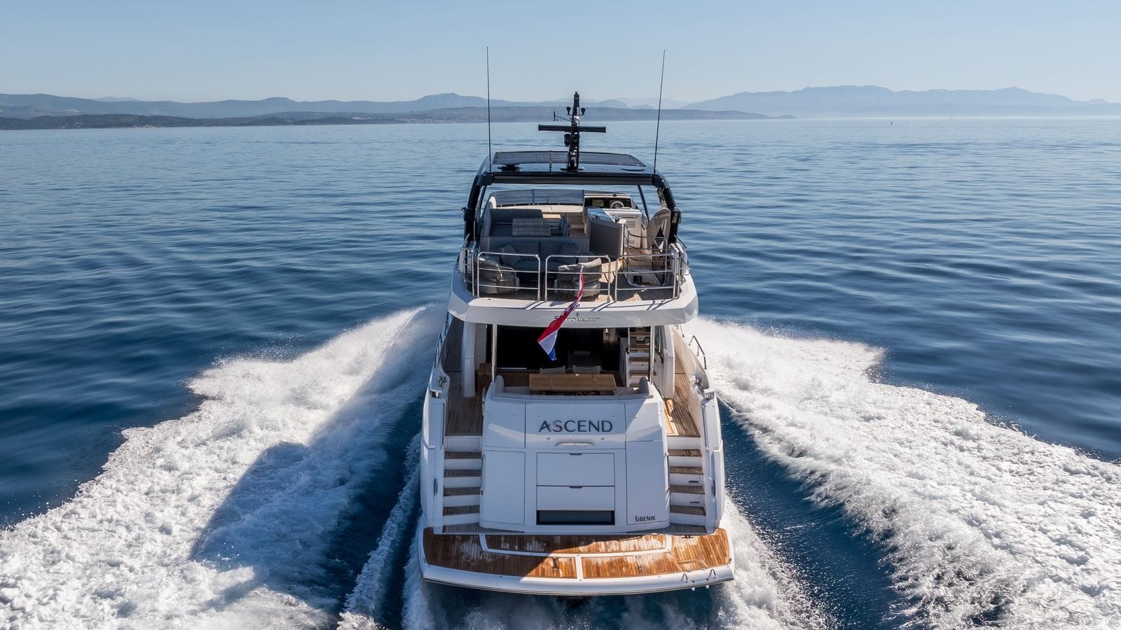 Charter Yacht ASCEND - Sunseeker 23m - 4 Cabins - Split - Dubrovnik - Hvar - Croatia
